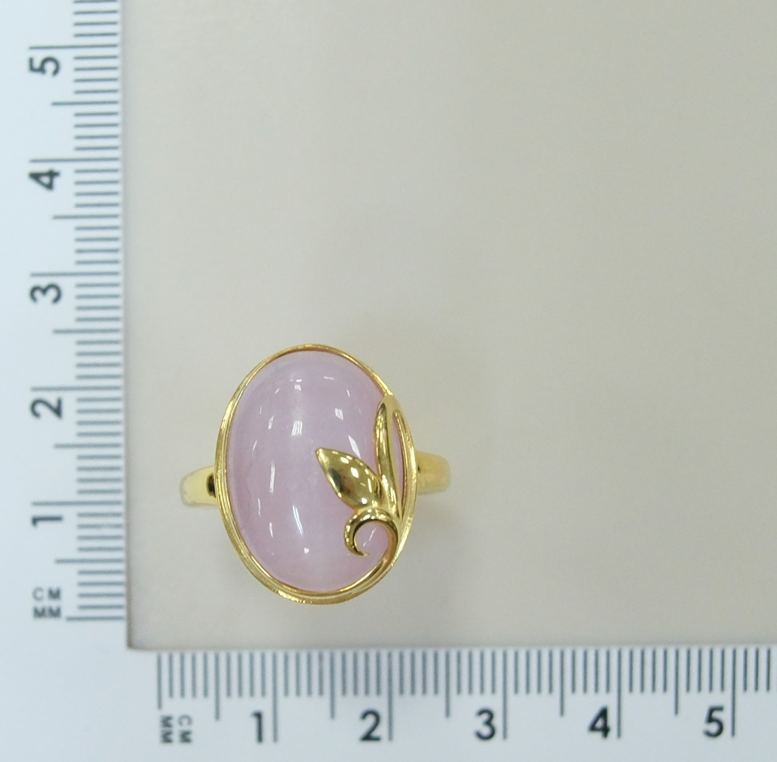 Серебряное кольцо с кунцитом